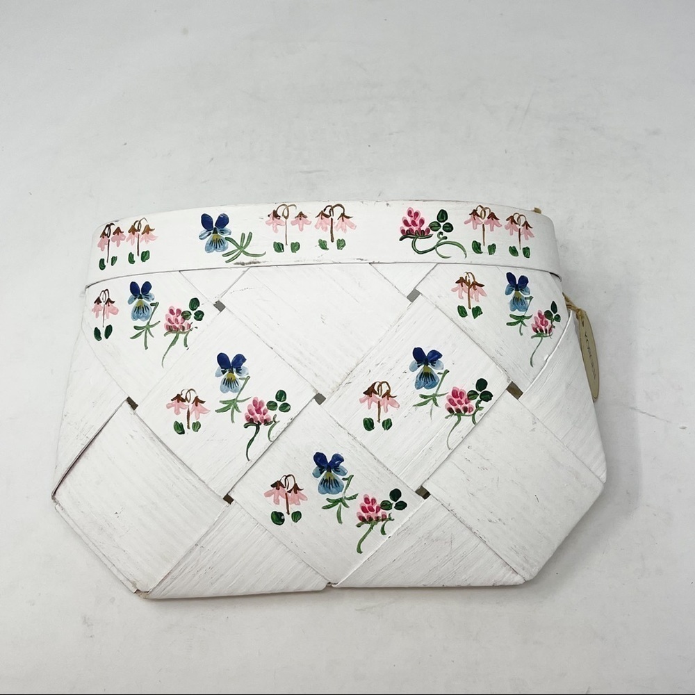 NOS Vintage Signed 1990 Folk Art Woven Wood Basket White Hand Painted Pansies
